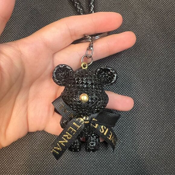 Black Bear Keychain with Braided Strap - Picture 4 of 6
